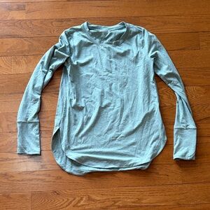 Athleta pullover size  XS